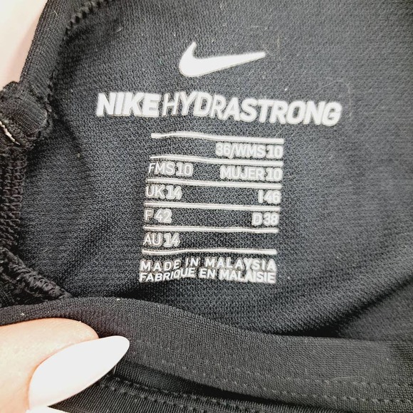 Nike Black HydraStrong Competition Swimsuit 36WMS10 - Picture 8 of 9